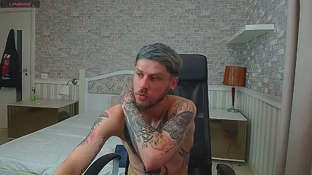 JonahShaw's Live XXX Chat