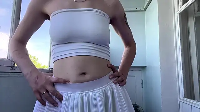 SuccubKira's Live XXX Chat