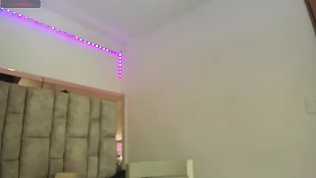 Titan_Moreno_ Live XXX-Chat