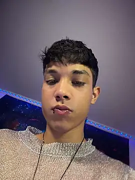 Онлайн чат XXX RoughDiamond_