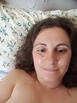 ShelaDiass Adlı Modelin Canlı XXX Sohbeti