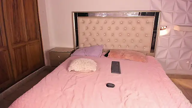 Chatroom XXX en direct de Miss_KhalifaDoll