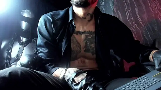 Seth_Owner Live XXX-Chat