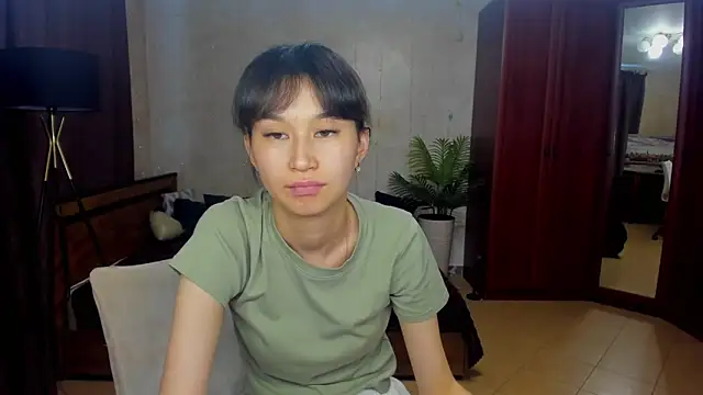 SheilaRare XXX чат на живо