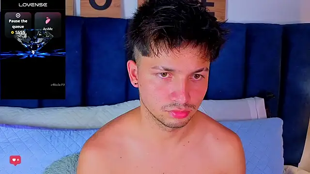 Issac_james_ Chat XXX in diretta