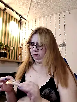 XXX chat uživo modela chloe_prg