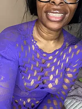 CaliBabiethe1's Live XXX Chat