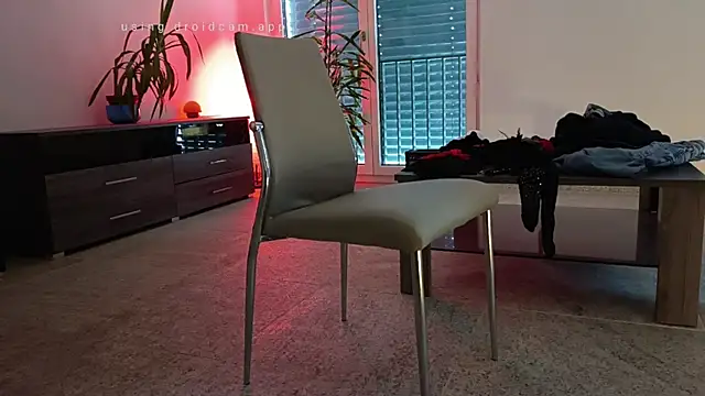 Chat XXX en directo de Nylonbuebchen