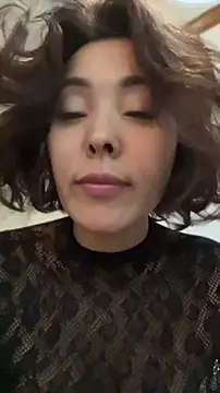 Chat +18 de NoirElysia ao vivo
