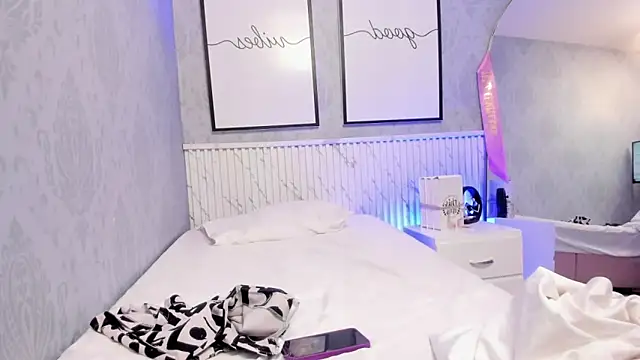 goodgirl22__'s Live XXX Chat