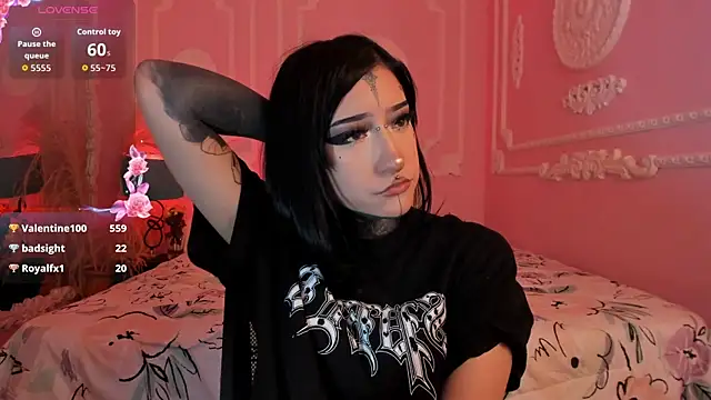 Kat_VonDe Chat XXX live