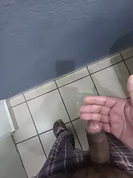 Leofj007 webkamerás műsora