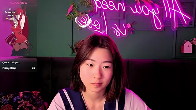 Runi_Asian Adlı Modelin Canlı XXX Sohbeti