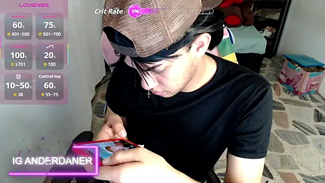 Chat XXX ao vivo de Top_and_bottom