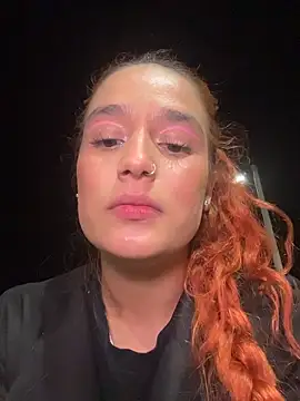 isabella_ferrer99 élő XXX-chatje