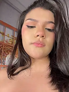 PippiCharmXXX XXX чат на живо