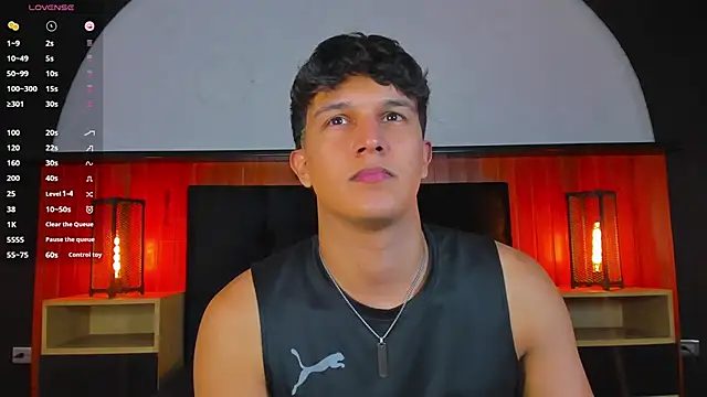 Chat +18 de Leo_Savage_ ao vivo