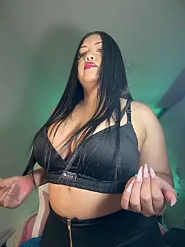 Онлайн чат XXX cami_ortiz__