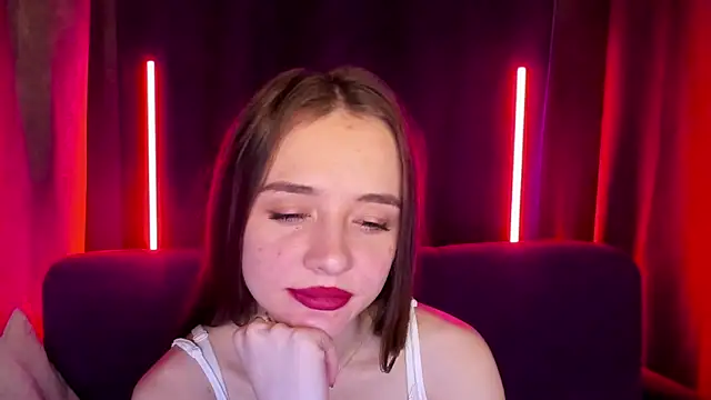 VasilisaTheWiseX Adlı Modelin Canlı XXX Sohbeti