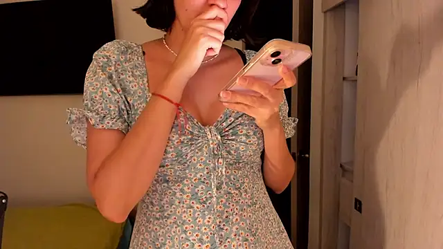 misstoya's Live XXX Chat