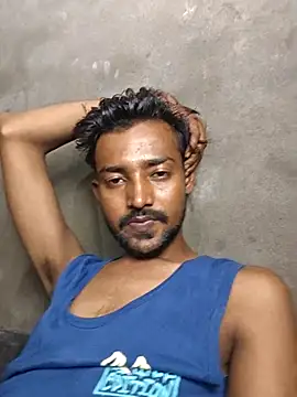 Show modela India_HOT23 na web-kameri