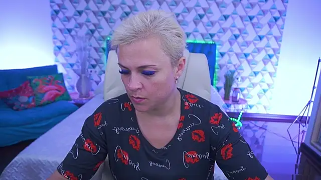 Chat +18 de CrystalVibe ao vivo