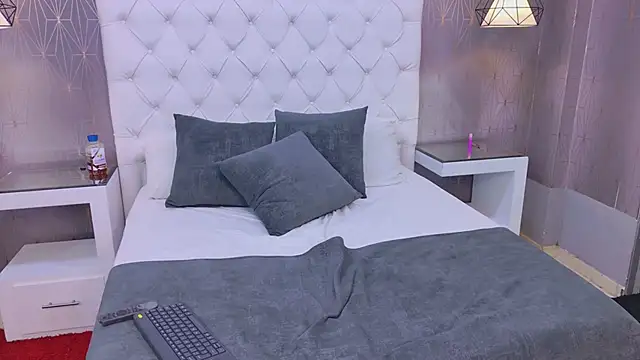VioletSweetts – Naživo XXX chat