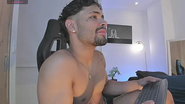 justin_lenox 라이브 XXX 채팅