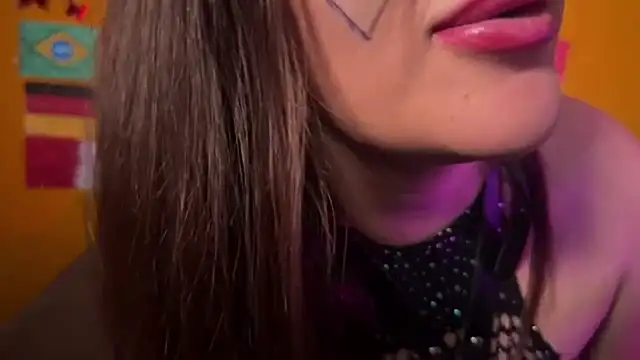Elinatiranda 라이브 XXX 채팅
