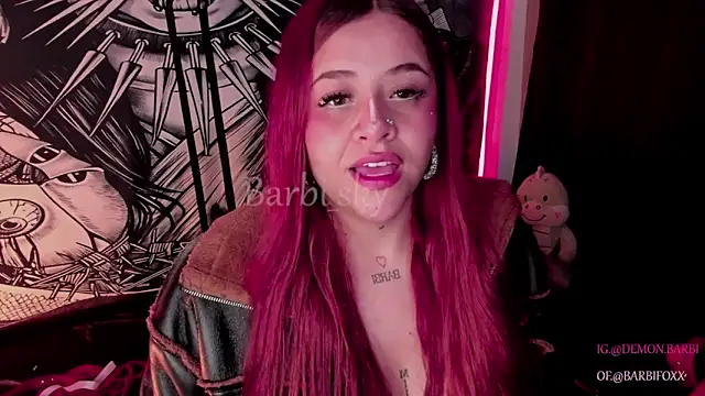 Czat XXX na żywo – Barbi_Sky