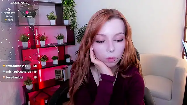 Star_Tarra's Live XXX Chat
