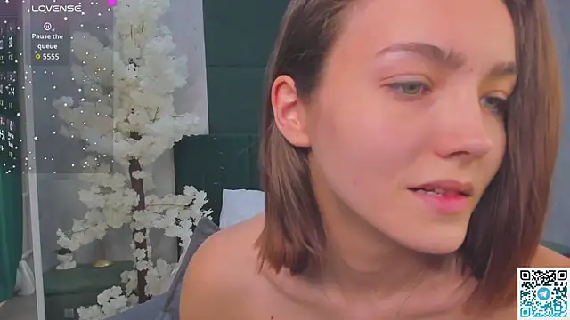 Leslie_Scott: онлайн-секс-чат