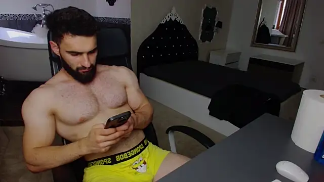 MicahLane's Live XXX Chat