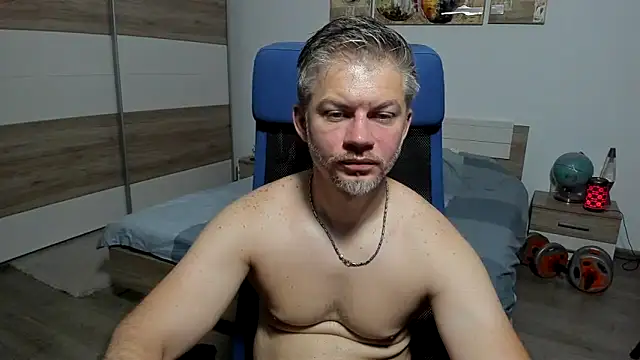 RobbyShawzのウェブカメラショー