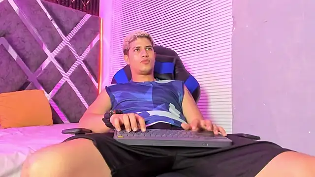 dominic_connor Live XXX-chat