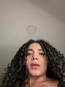 Czat XXX na żywo – Curlyierr