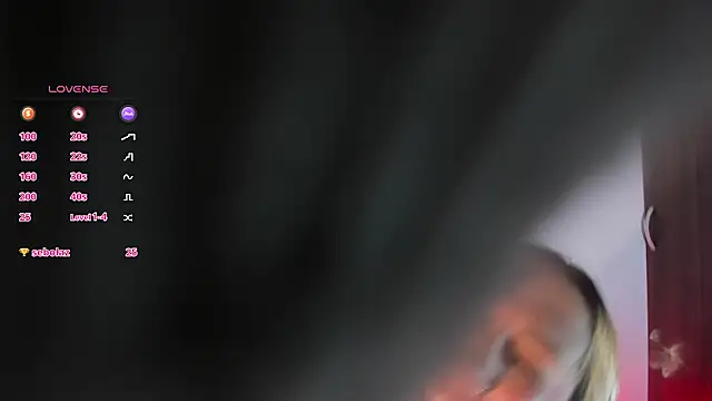 Amanda_klaire élő XXX-chatje