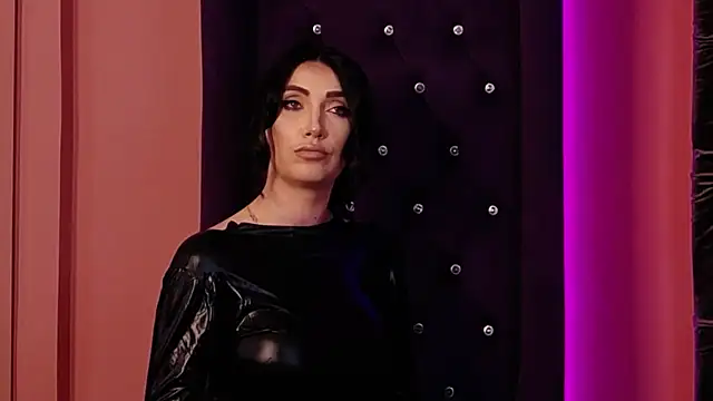 StephanyMillan élő XXX-chatje