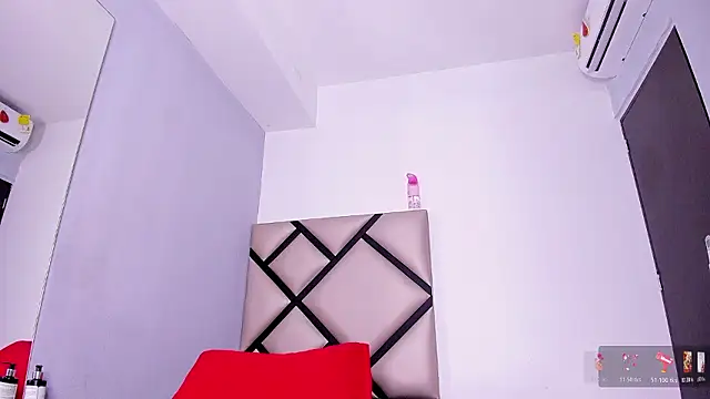 aurora_tziu Chat XXX in diretta