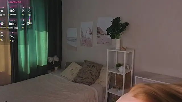 XXX chat uživo modela GenaBullett