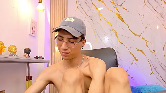 Онлайн чат XXX Nikolay_Gregori
