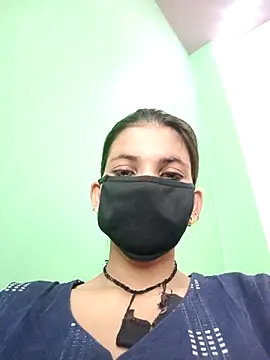 צ'אט XXX בשידור חי של Aafreen_36