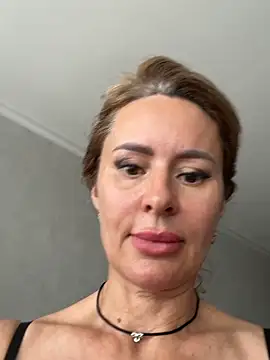 Chat +18 de Tania201243 ao vivo