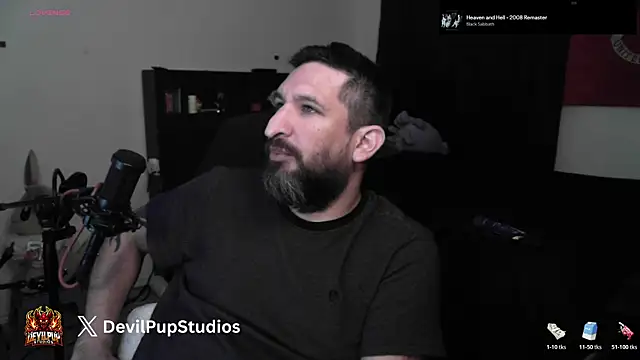 DevilPup75_ Chat XXX in diretta