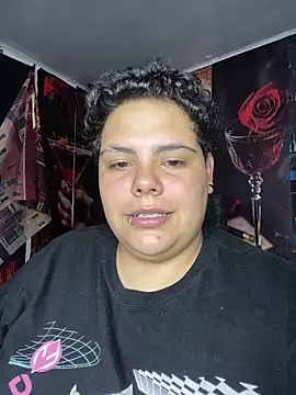 Hailey_Curvy লাইভ XXX চ্যাট