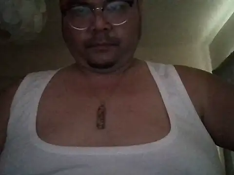 ilove90123 – Naživo XXX chat
