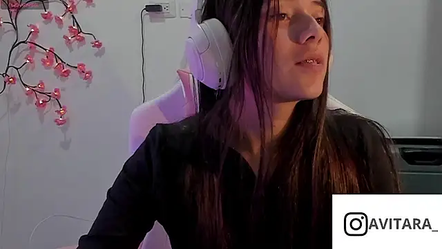 Chat +18 de vanesita_ ao vivo