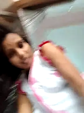 Sexy-Kajal2 Live XXX-chat