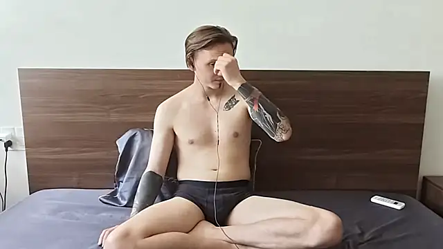 Silent_Stitch live XXX chat