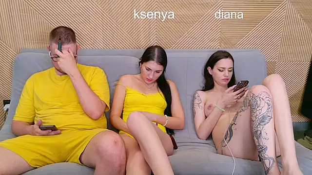 Ksenny Obrolan Langsung XXX